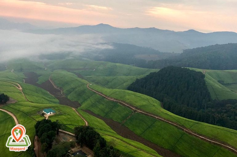 رواندا (Rwanda) با تپه های ناهموار خود