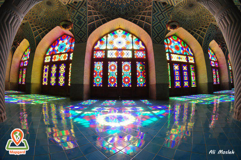 شبستان غربی مسجد نصیر الملک