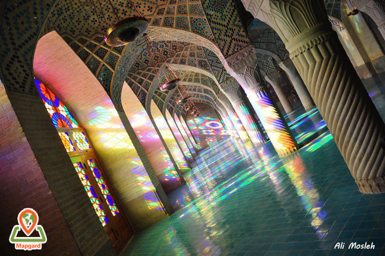  شبستان مسجد نصیر الملک