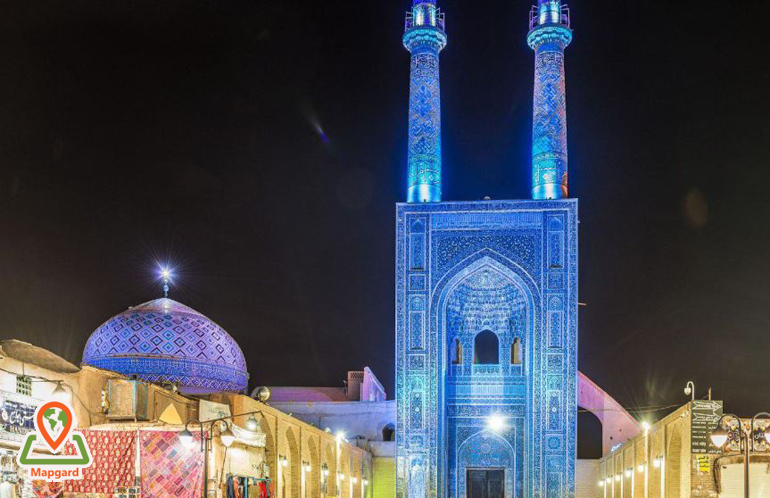 نمای مسجد کبیر یزد در شب