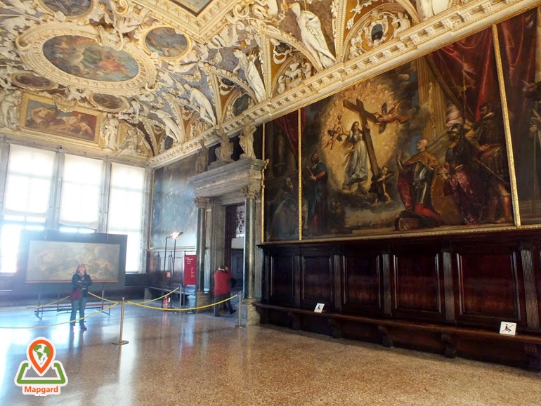 تالار چهار در (Sala delle Quattro Porte) کاخ دوک ونیز