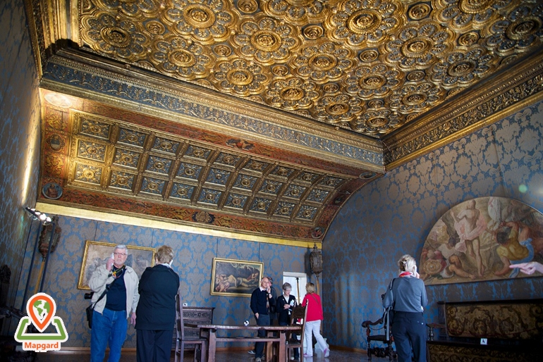 سالن اسکارلتی (Sala degli Scarletti) کاخ دوک ونیز