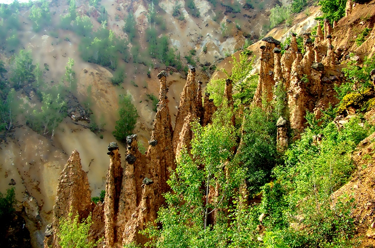 شهر شیطان (Devil’s Town)-دیدنی های صربستان