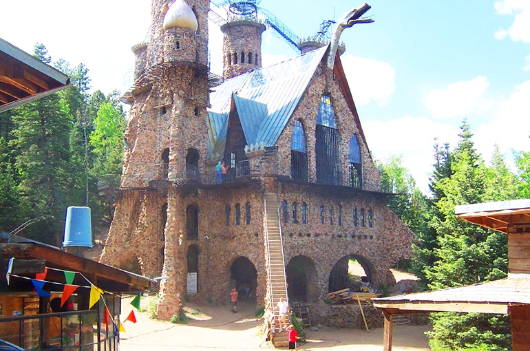 قلعه بیشاپ (Bishop Castle)