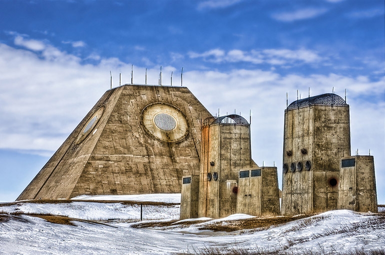 هرم نکوما (Nekoma Pyramid) | یکی از عجیب ترین سازه های آمریکا در داکوتای شمالی