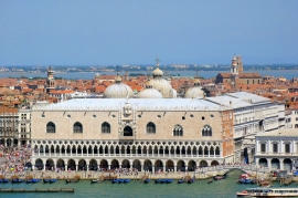 راهنمای بازدید از کاخ دوج ونیز (Doge&#039;s Palace) | زیباترین کاخ اروپا